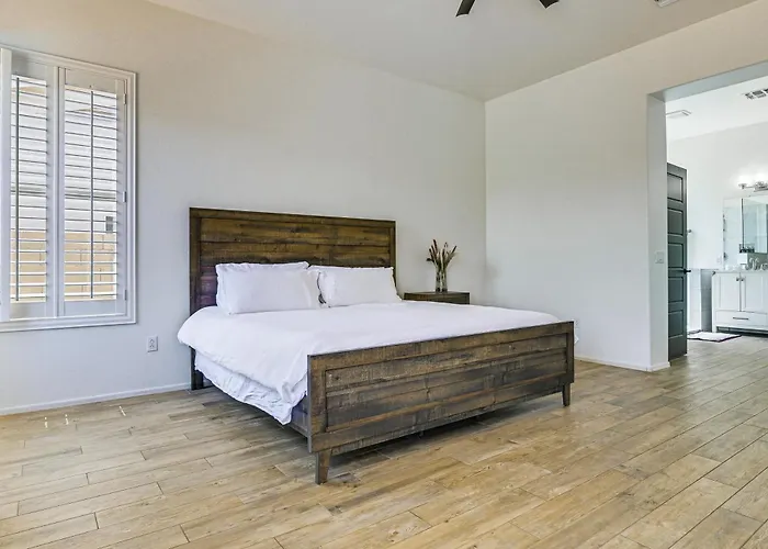 Private Pool + Yard: Getaway! Gold Canyon