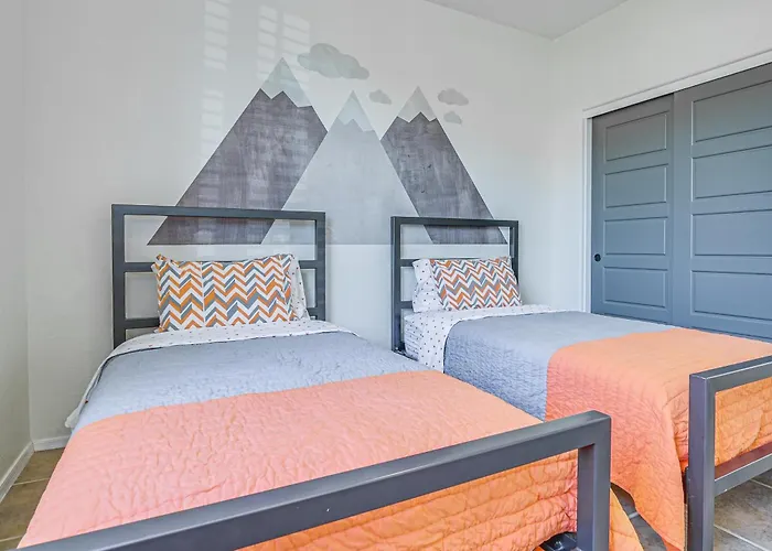 Holiday home Private Pool + Yard: Getaway! Gold Canyon